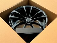 Audi Q8 2018– Smidda OEM-fälgar R22 V3 (4 st) foto 4