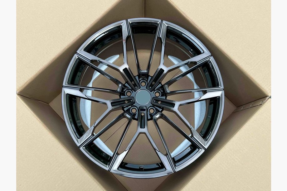BMW X5 G05 2019–2026 Smidda fälgar OEM R22 V1 (4 st) Image