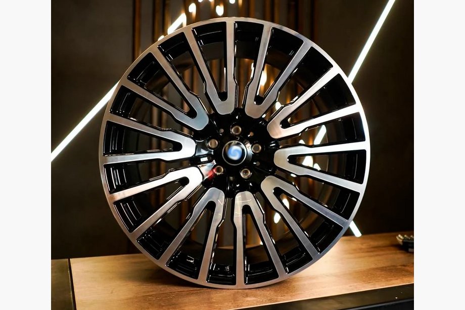 BMW 7-serien G11/G12 2015–2022 OEM smidda fälgar R21 (4 st) Image