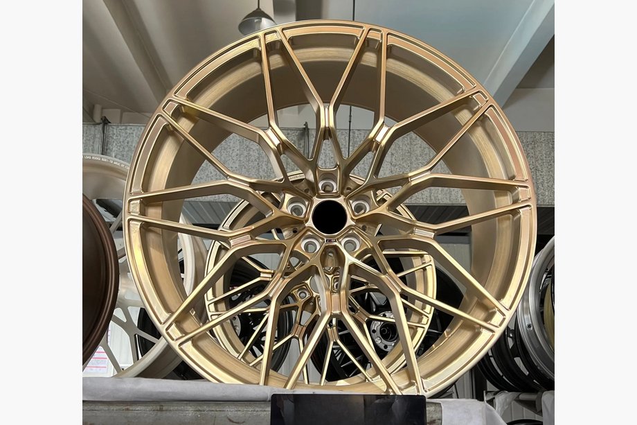 BMW 3-serien G20/G21 2018– OEM smidda fälgar R19 R20 V1 (4 st) Image