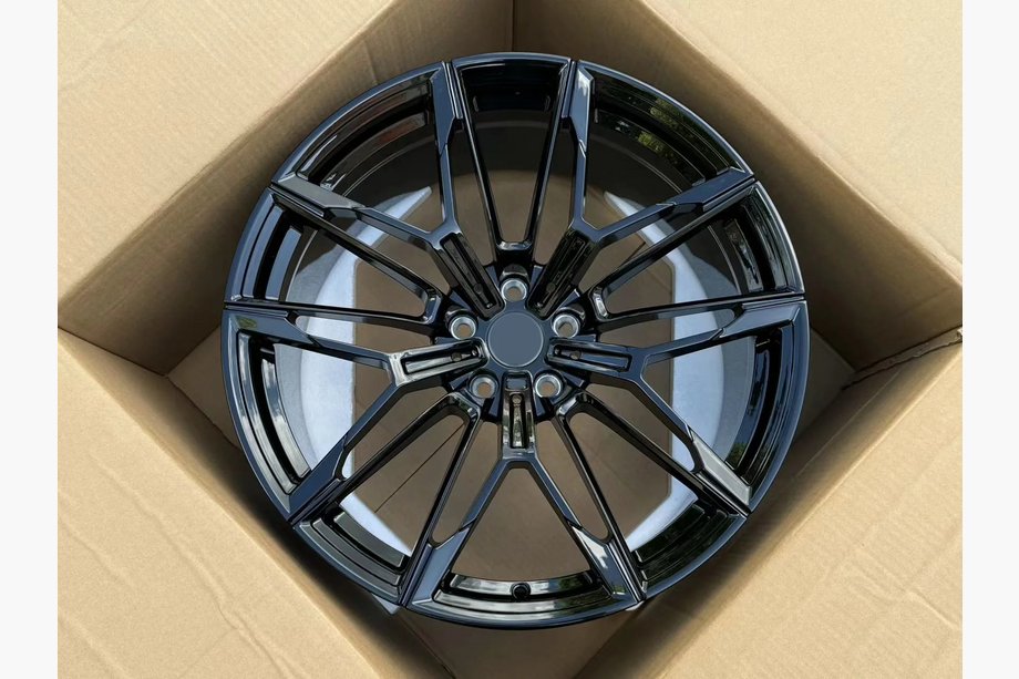 BMW X3 G01 2018– OEM smidda fälgar R20/R21 (4 st) Image