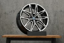 BMW X7 G07 2019– Smidda fälgar OEM R22 V4 (4 st) foto 1