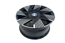 BMW 7-serie G70/G71 2022– Smidda OEM-fälgar R22 V3 (4 st) foto 9