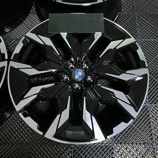 Smidda fälgar OEM R21 V3 (4 st) BMW 5/i5-serie G60/G60E/G61 2023– foto 2