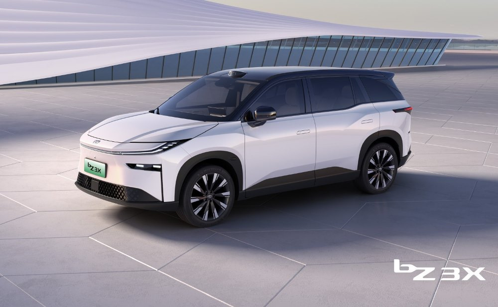 Toyota bZ3X i test: tekniska data, utrustning, bilder