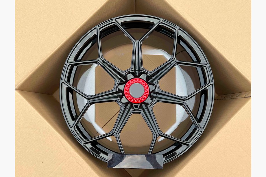 Lamborghini Aventador 2011–2022 Smidda OEM-fälgar R20 R21 V7 (4 st) Image