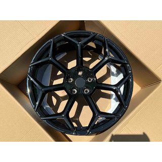 Smidda OEM R23 V8 fälgar (4 st.) Lamborghini Urus 2018– foto 1
