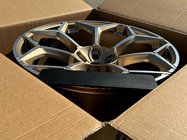 Lamborghini Urus 2018– Smidda OEM-fälgar R24 (4 st) foto 15