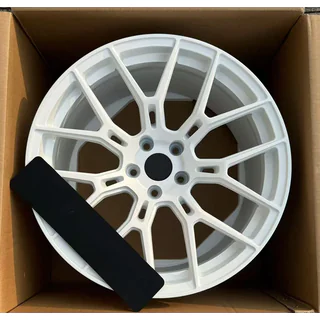 Smidda fälgar OEM R19 V2 (4 st) Lamborghini Huracan 2014– foto 2