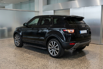 Range Rover Evoque 2012–2018 Sidosteg RedLine Black (2 st, aluminium) foto 1