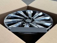 Range Rover V L460 2021– Smidda OEM-fälgar R22 (4 st) foto 5