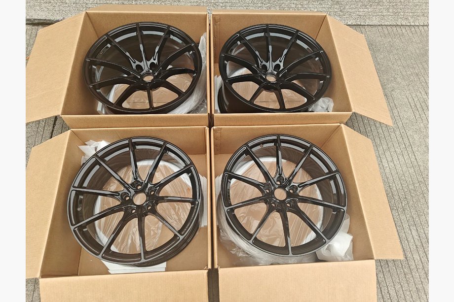 McLaren 540C/570S 2015–2020 OEM smidda fälgar R19 R20 V1 (4 st) Foto 6