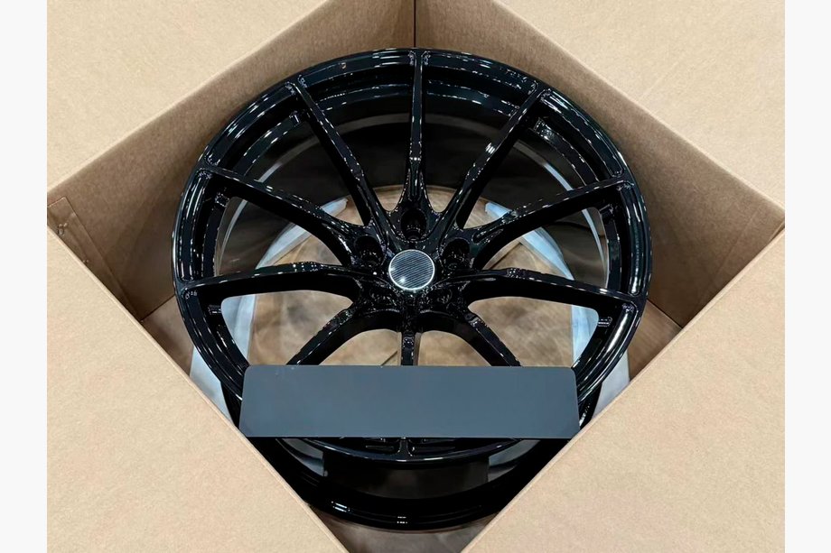McLaren 540C/570S 2015–2020 OEM smidda fälgar R19 R20 V1 (4 st) Foto 2