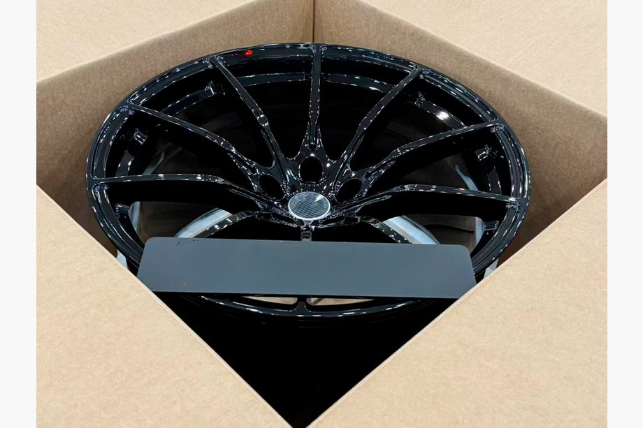McLaren 540C/570S 2015–2020 OEM smidda fälgar R19 R20 V1 (4 st) Foto 4