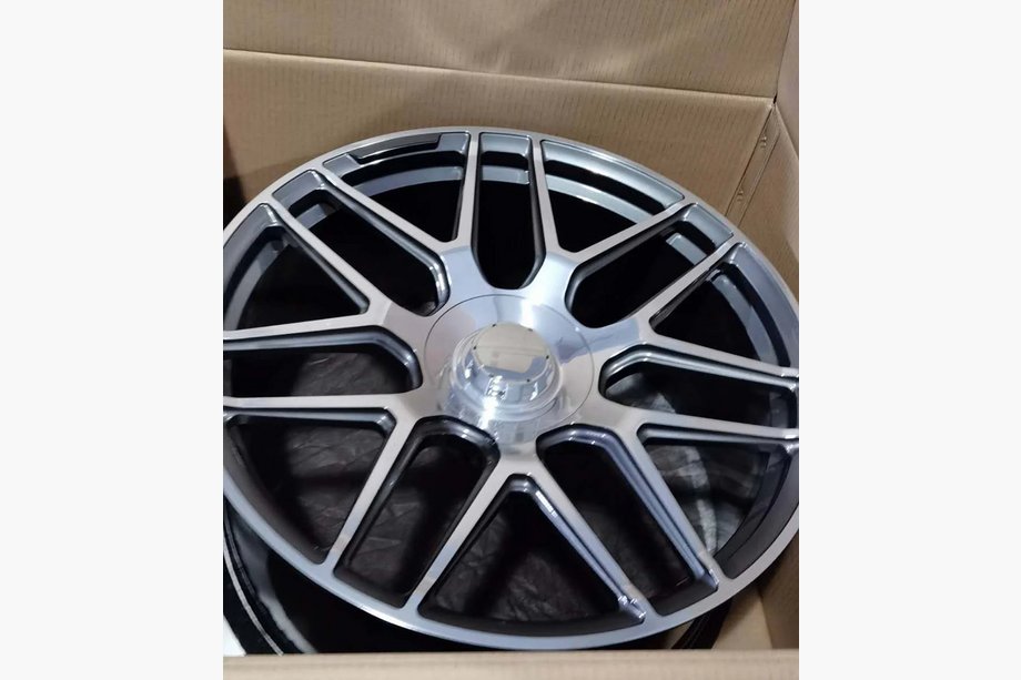 Mercedes G-Class W463 2018–2024 Smidda fälgar OEM R22 V2 (set om 4) Foto 4