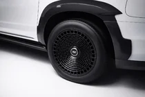 Cadillac Escalade 2020– Smidda fälgar Ghost R22 (4 st) foto 2