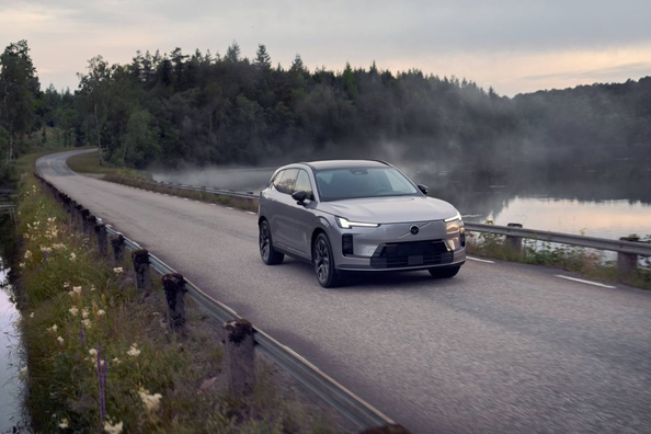 Test av Volvo XC70 2025: hybrid med förlängd räckvidd