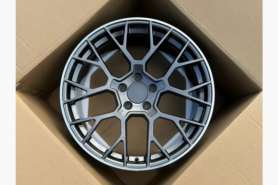 Mercedes C-class W205 2014–2021 Smidda fälgar OEM R19 V2 (4 st) Image