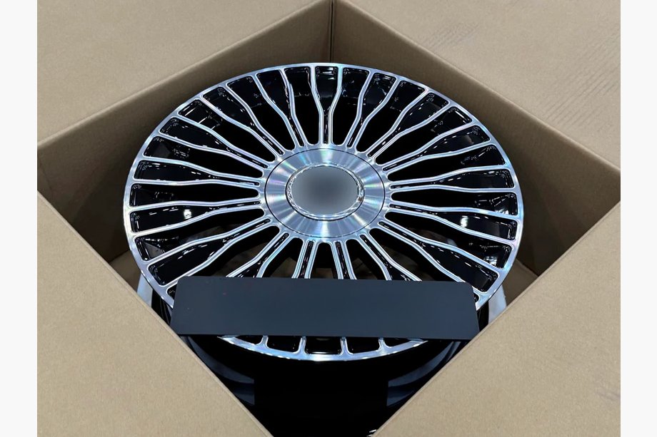 Mercedes S-class W223 2020– Smidda fälgar OEM R19 V2 (4 st) Foto 3