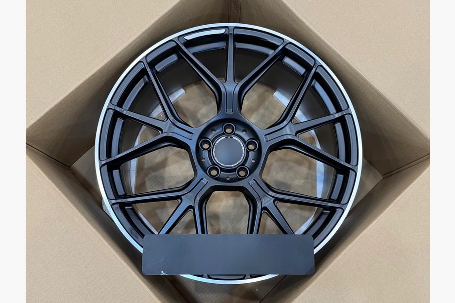 Mercedes E-klass W213 2016–2023 OEM smidda fälgar R21 (4 st) Image