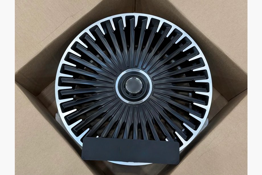 Mercedes EQS 2021– Smidda fälgar OEM R22 V2 (set om 4) Image