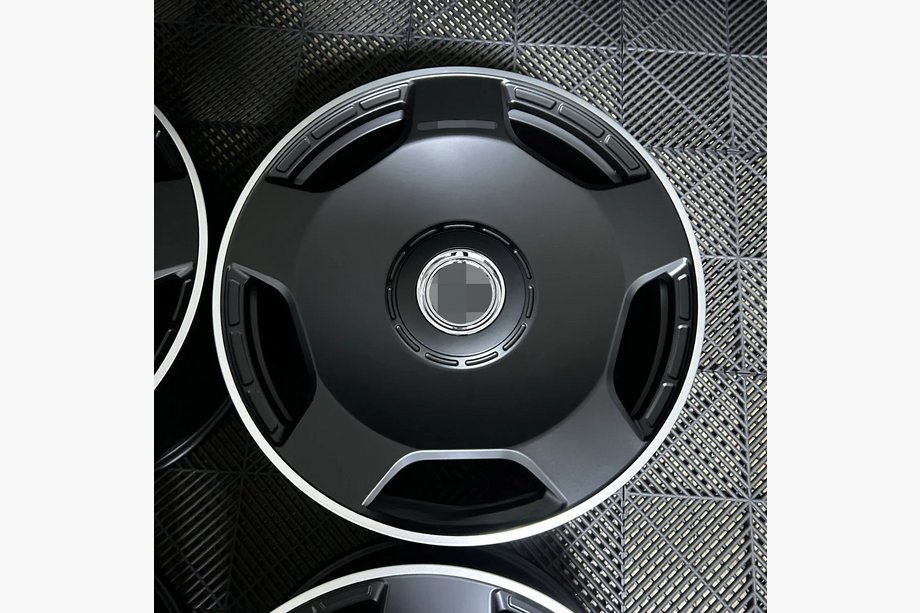 Mercedes G class W465 2025– Smidda OEM-fälgar R22 V5 (4 st) Image