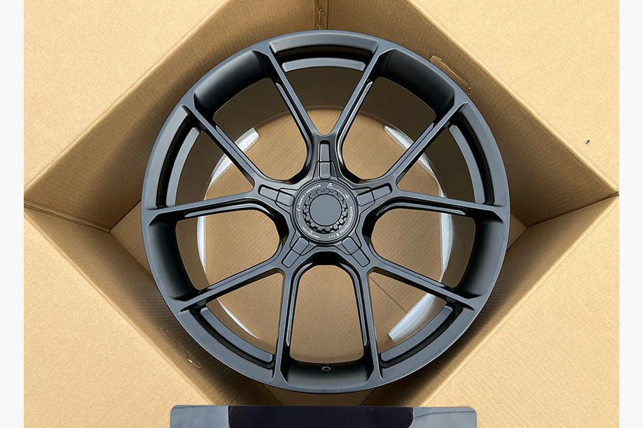Porsche 911 (992) 2018– Smidda OEM-fälgar R20/R21 V8 (4 st) Image