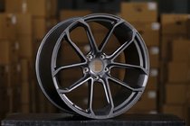 Porsche Macan 2014–2024 OEM smidda fälgar R18 (4 st) foto 2