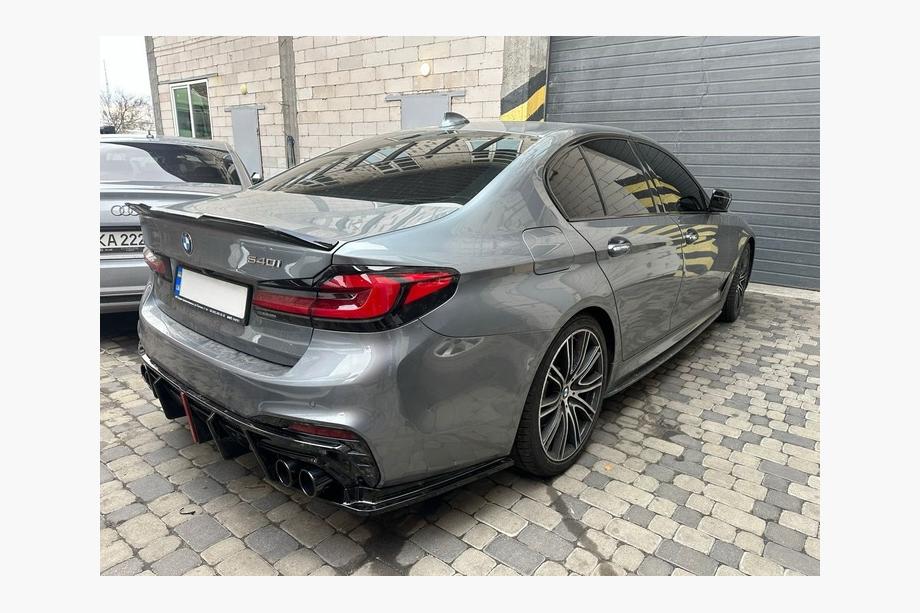 BMW 5-serien G30/G31 2017–2023 Bakre diffuser med avgasändrörstips BMP-Style (för M-Sport/M5 F90) Foto 2