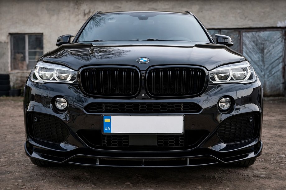 BMW X6 F16 2014–2019 Frontläpp till stötfångare Lip Black Warrior (för M-Sport) Foto 1