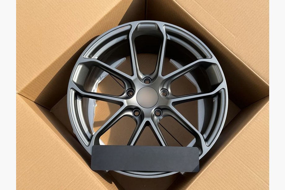Porsche Cayenne 2018– Smidda OEM-fälgar R20 V2 (4 st) Image