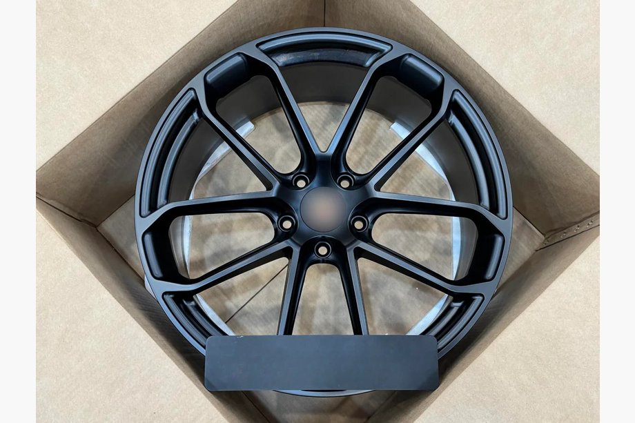 Porsche Cayenne 2018– Smidda OEM-fälgar R22 V8 (4 st) Image