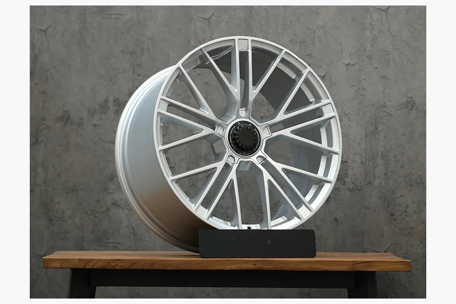 Porsche Taycan 2019– Smidda fälgar OEM R21 V3 (4 st) Image