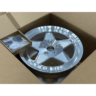 Smidda fälgar OEM R17 (4 st) Chevrolet Corvette C4 1983–1996 foto 3