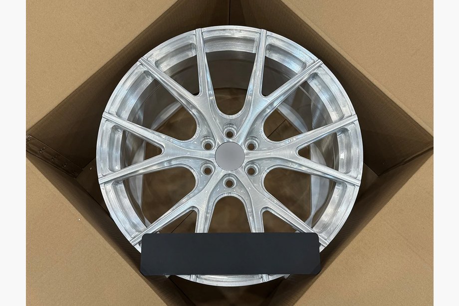 Dodge Viper 2003–2006 Smidda OEM-fälgar R19 R20 (4 st) Image