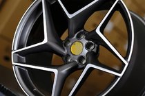 Ferrari F8 OEM smidda fälgar R21 (4 st) foto 2
