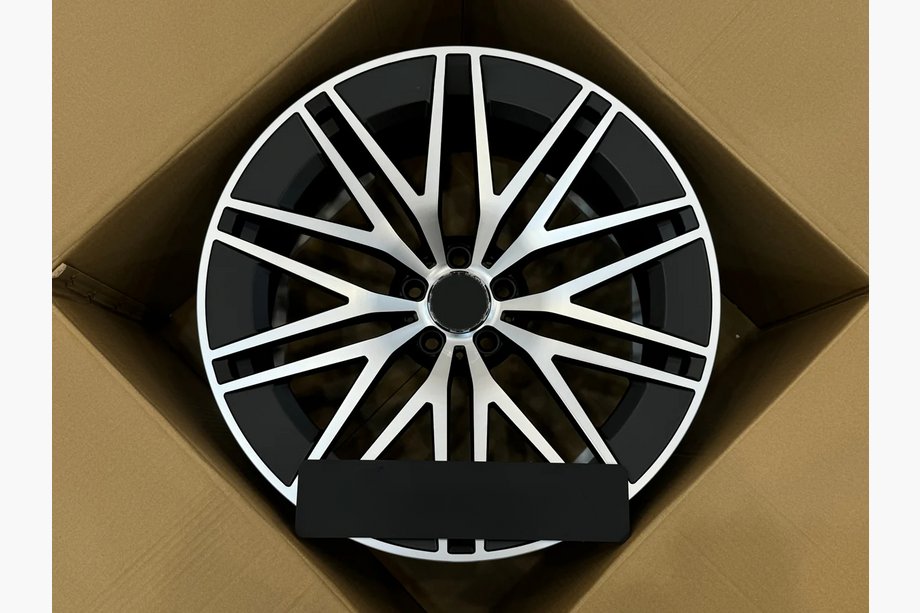 Lexus LFA 2010–2013 Smidda fälgar OEM R20 V4 (4 st.) Image
