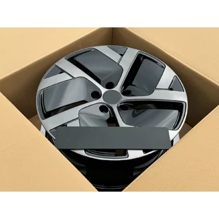 Smidda fälgar OEM R19 V2 (4 st) Lucid Air foto 3