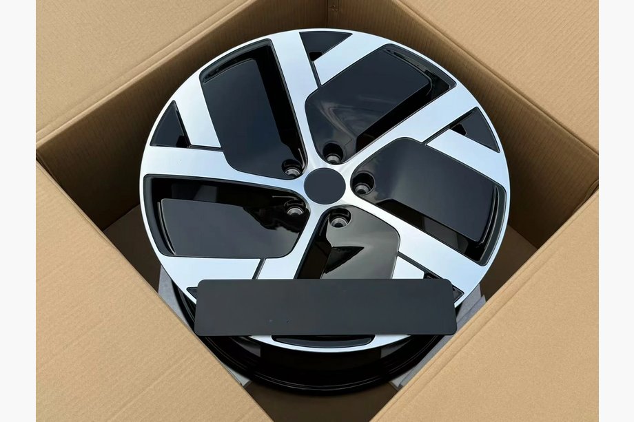 Lucid Air Smidda OEM-fälgar R19 V3 (4 st) Image