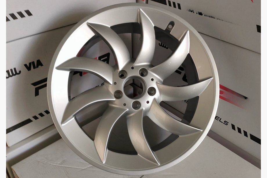 Mercedes SLR McLaren 2003–2009 OEM smidda fälgar R20/R21 (4 st) Image