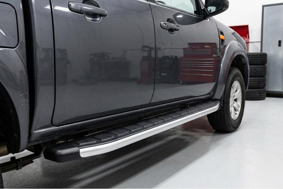 Mazda BT-50 2007–2012 Sidosteg Fullmond (2 st, aluminium) Image