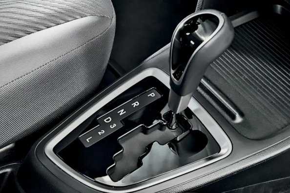 Är det värt att köpa en begagnad bil med automatlåda?