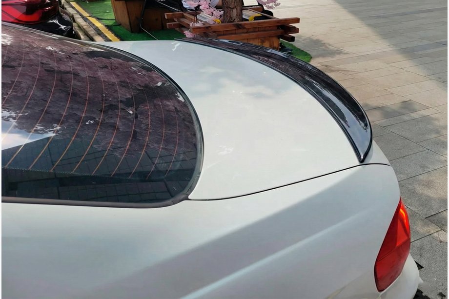 BMW 3-serie E90/E91 2005–2011 MP-Style spoiler (för E90, blanksvart) Image