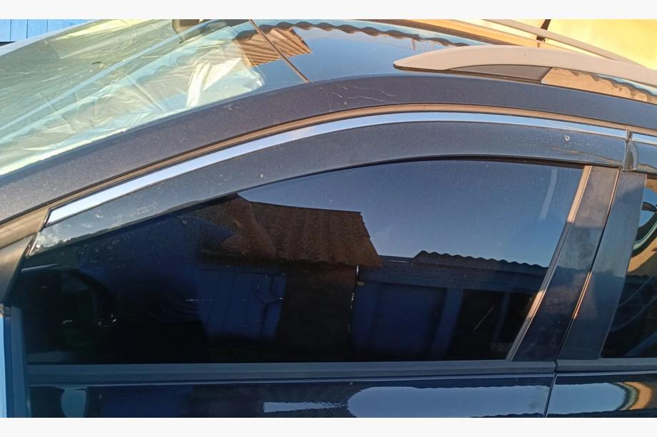 Skoda Octavia IV A8 2020– Vindavvisare med kromlist Niken Luxury (SW, 4 st) Foto 4