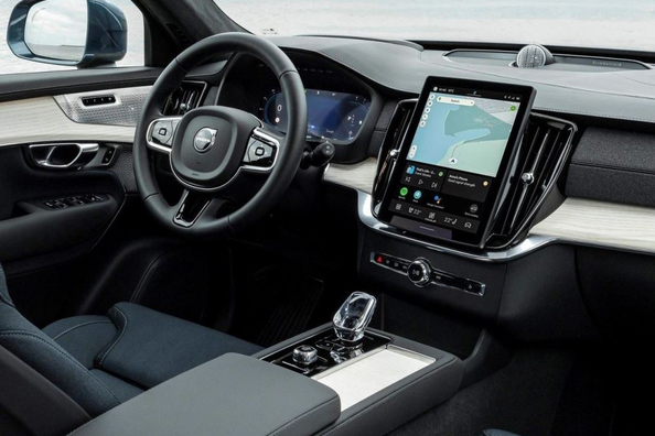 Volvo XC90 II (2024): Lyxig familje-SUV med hybridteknik Foto 5