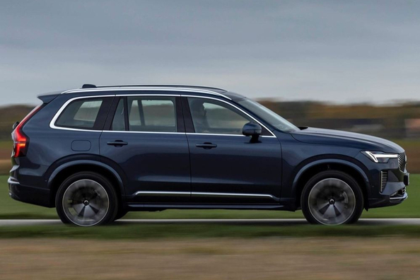 Volvo XC90 II (2024): Lyxig familje-SUV med hybridteknik Foto 2
