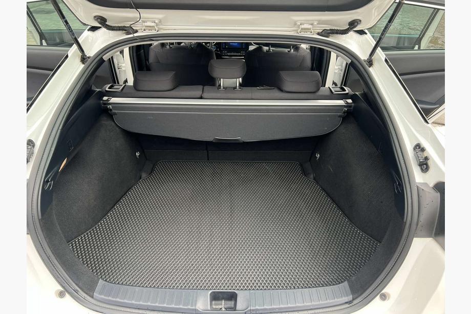 Toyota Prius 2015–2022 EVA bagagerumsmatta (LB, svart) Image