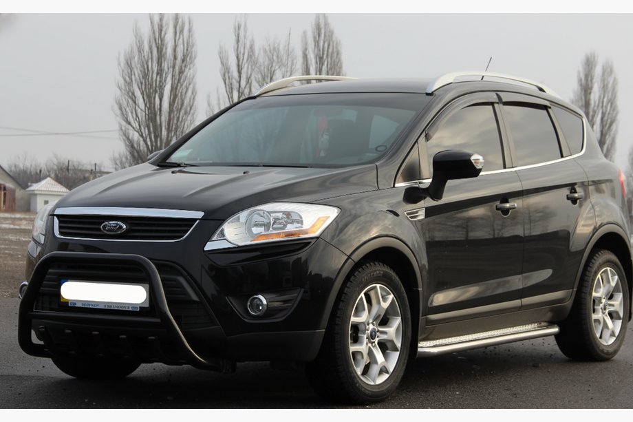 Ford Kuga 2008–2013 Frontbåge WT003 Black (rostfritt stål) Image