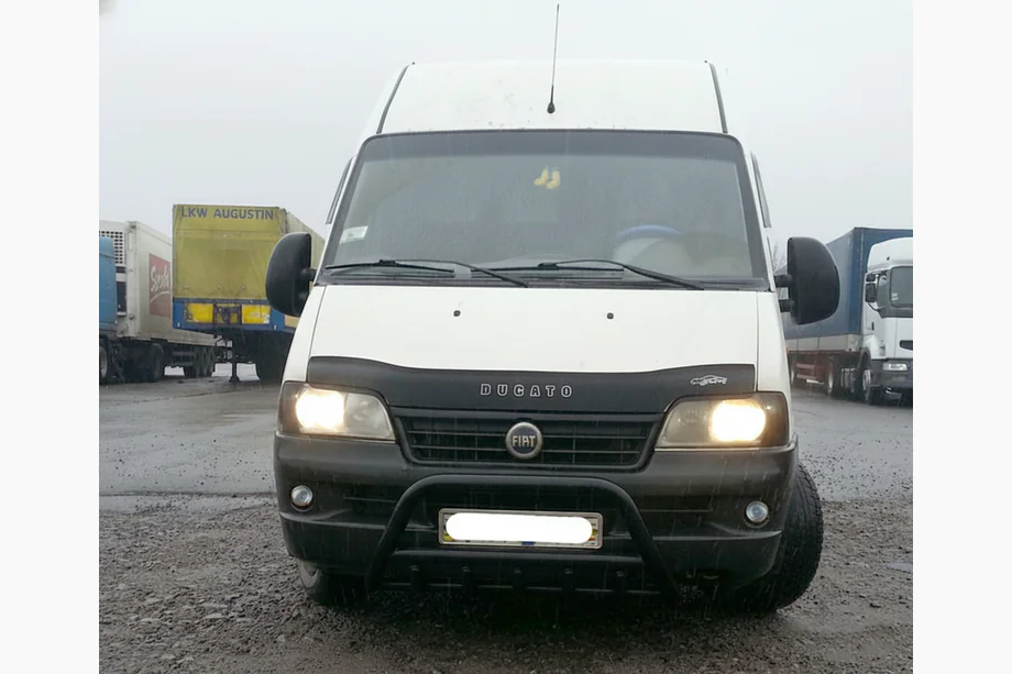 Fiat Ducato 1995–2006 Frontbåge WT003 Black (rostfritt stål) Image