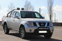 Nissan Navara 2006–2015 Frontbåge WT003 Black (rostfritt) foto 1